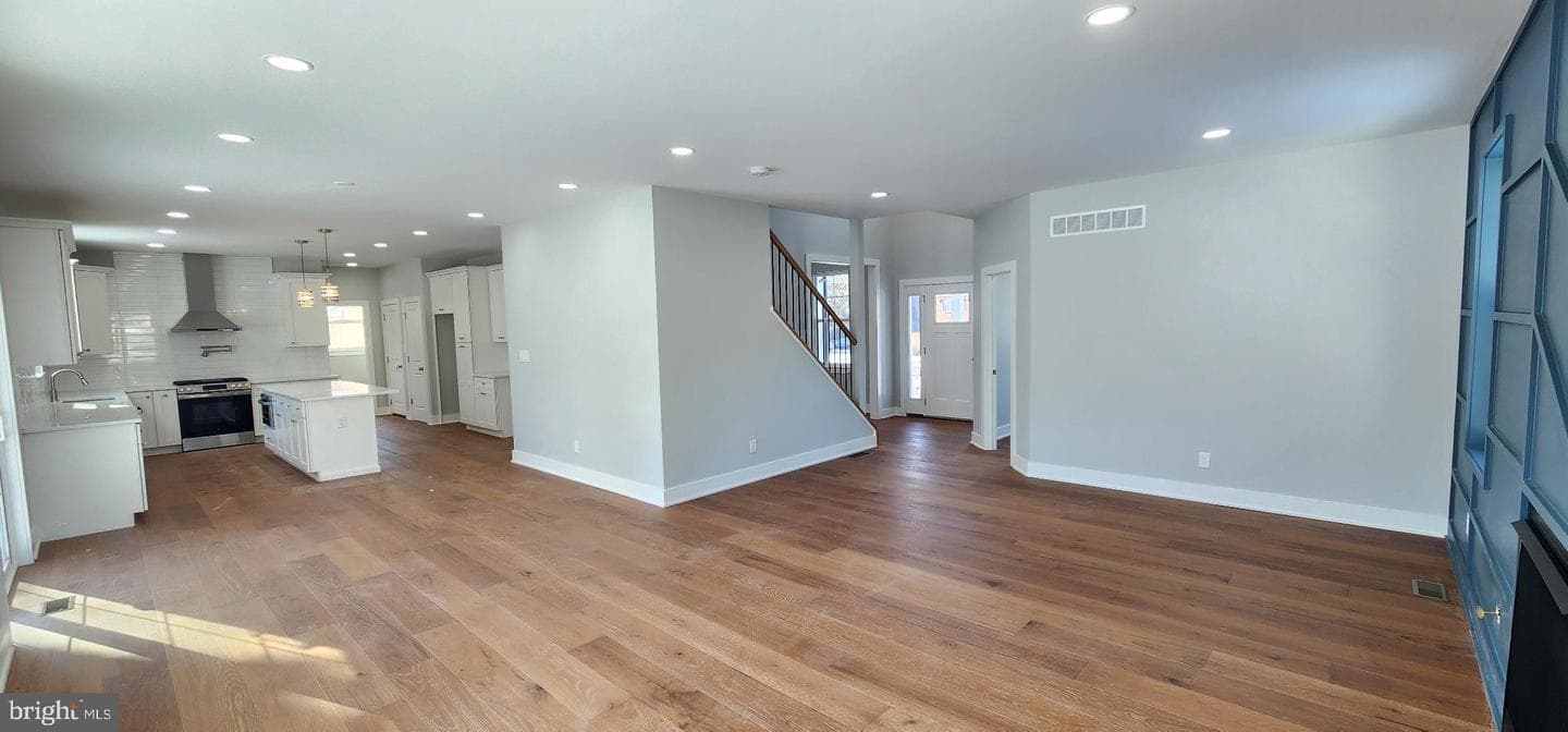 11b Fairview Avenue photo 10