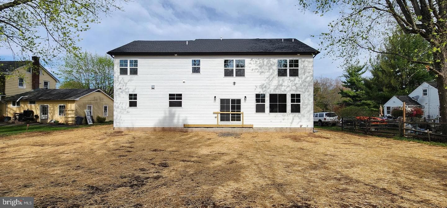 11b Fairview Avenue photo 66