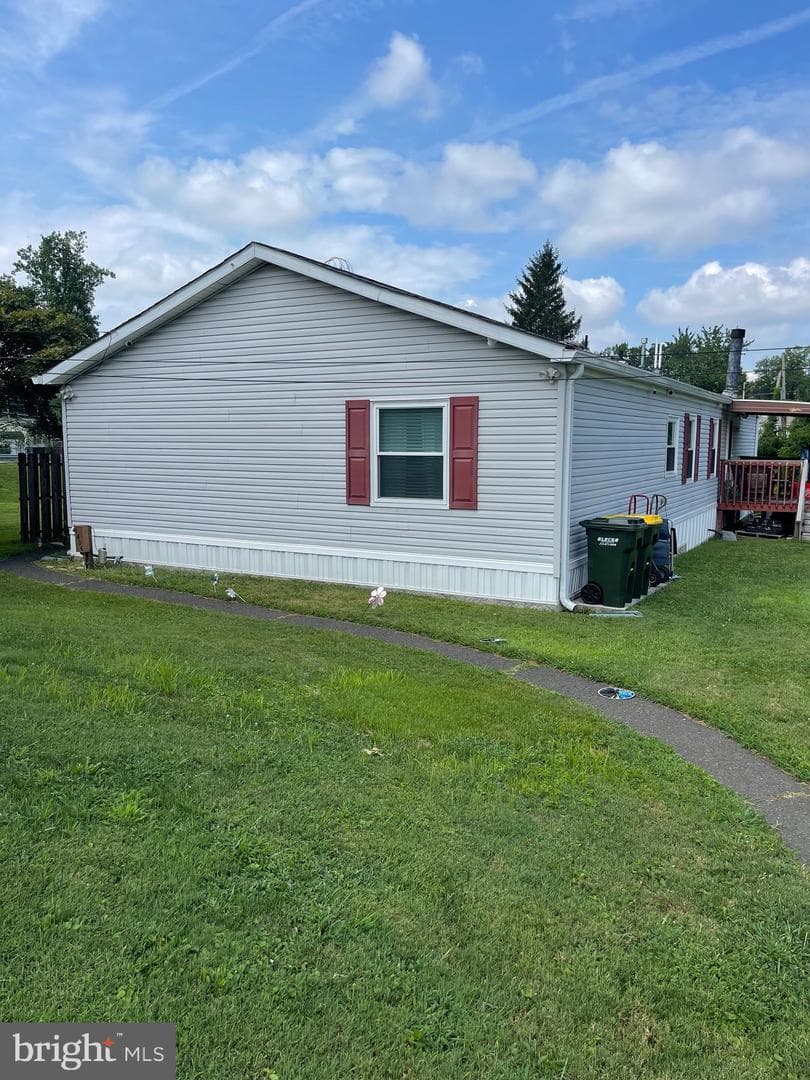 3406 Foxglove Drive photo 8