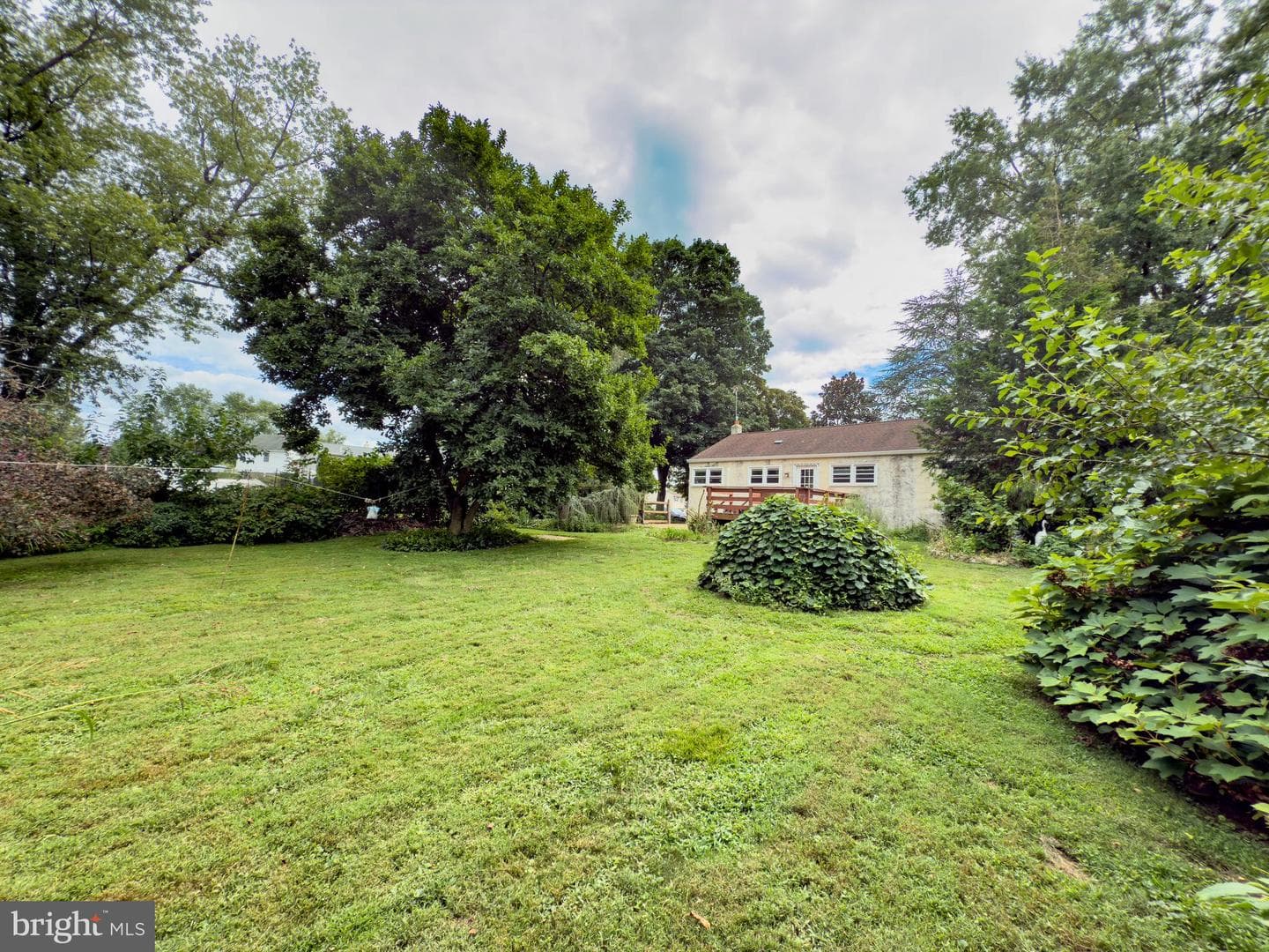 440 Dehaven Avenue photo 3
