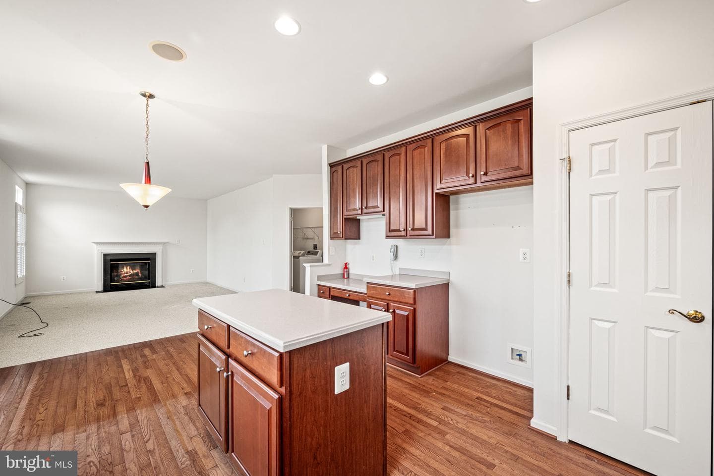 287 Barnhill Road photo 12