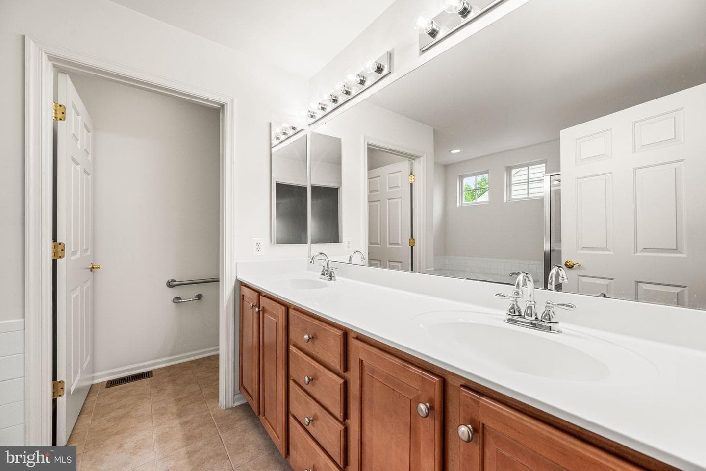 287 Barnhill Road photo 22