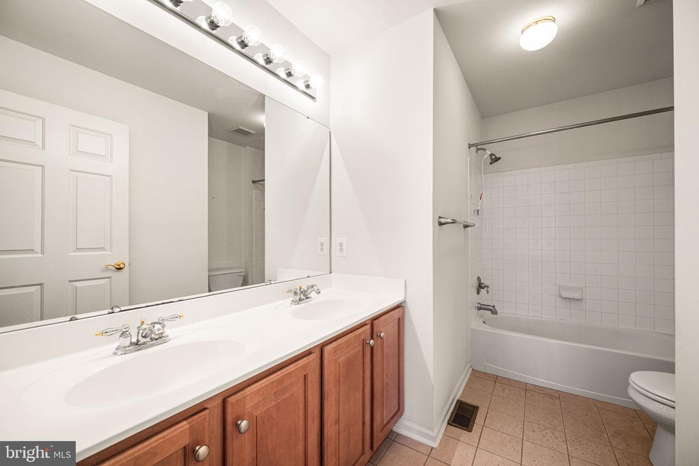 287 Barnhill Road photo 26