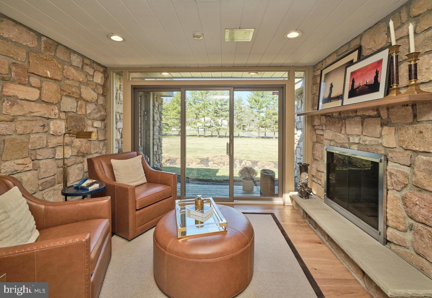 860 Dukes Drive photo 17