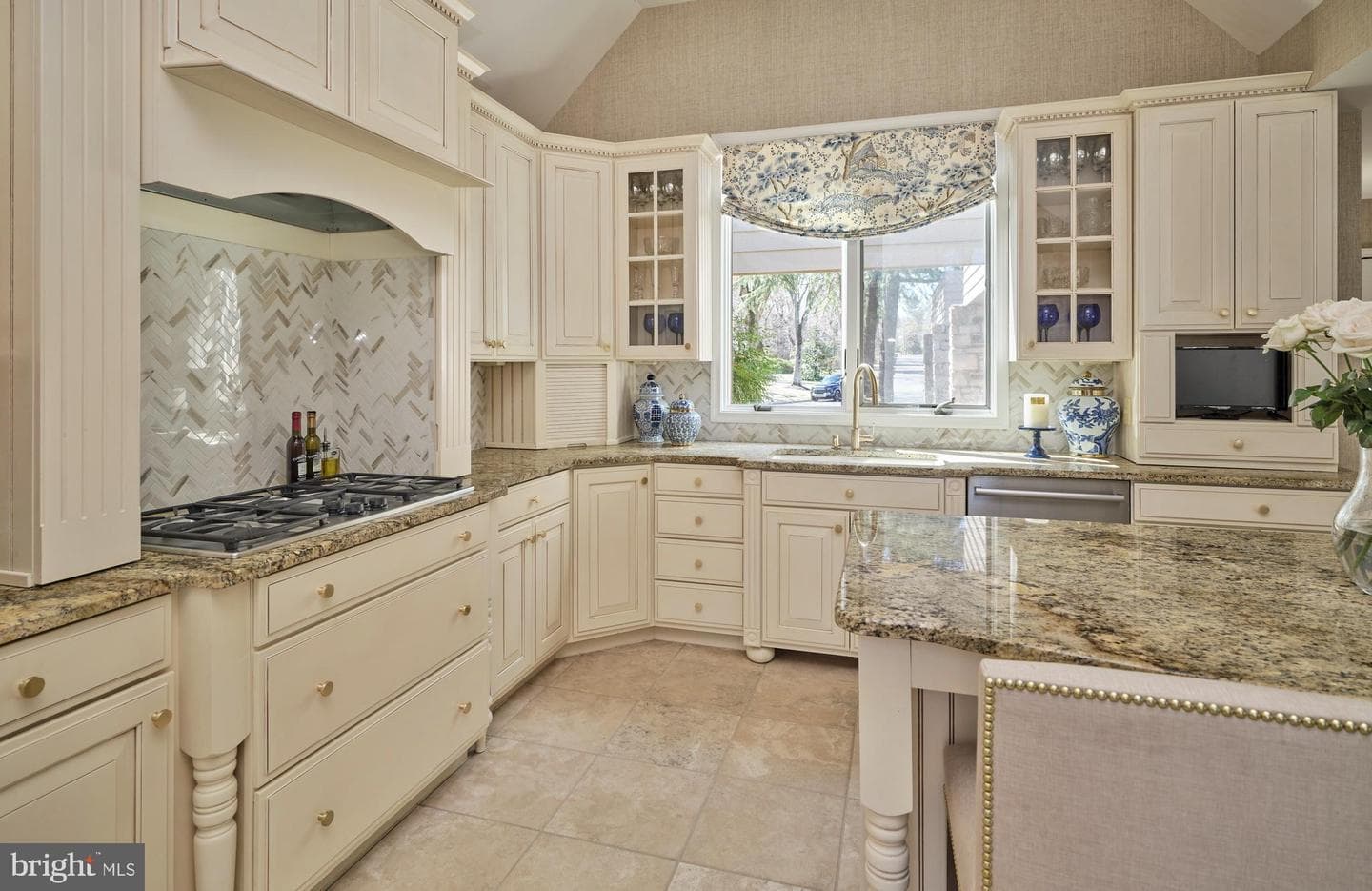 860 Dukes Drive photo 31