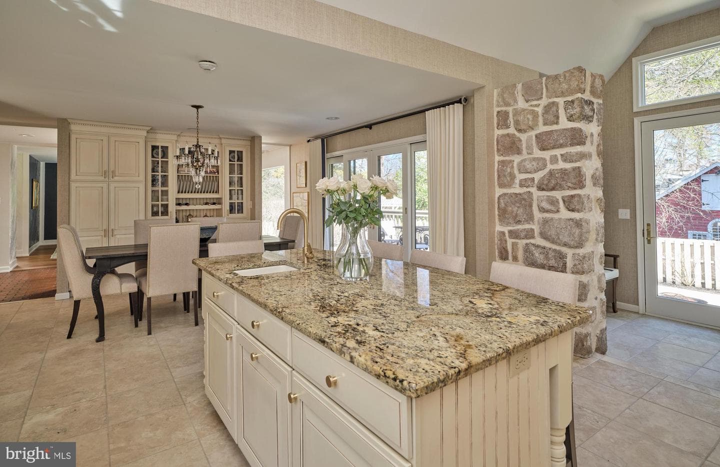 860 Dukes Drive photo 33