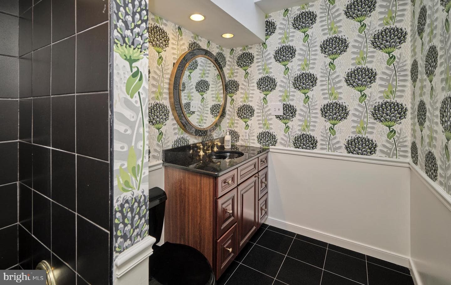 860 Dukes Drive photo 45