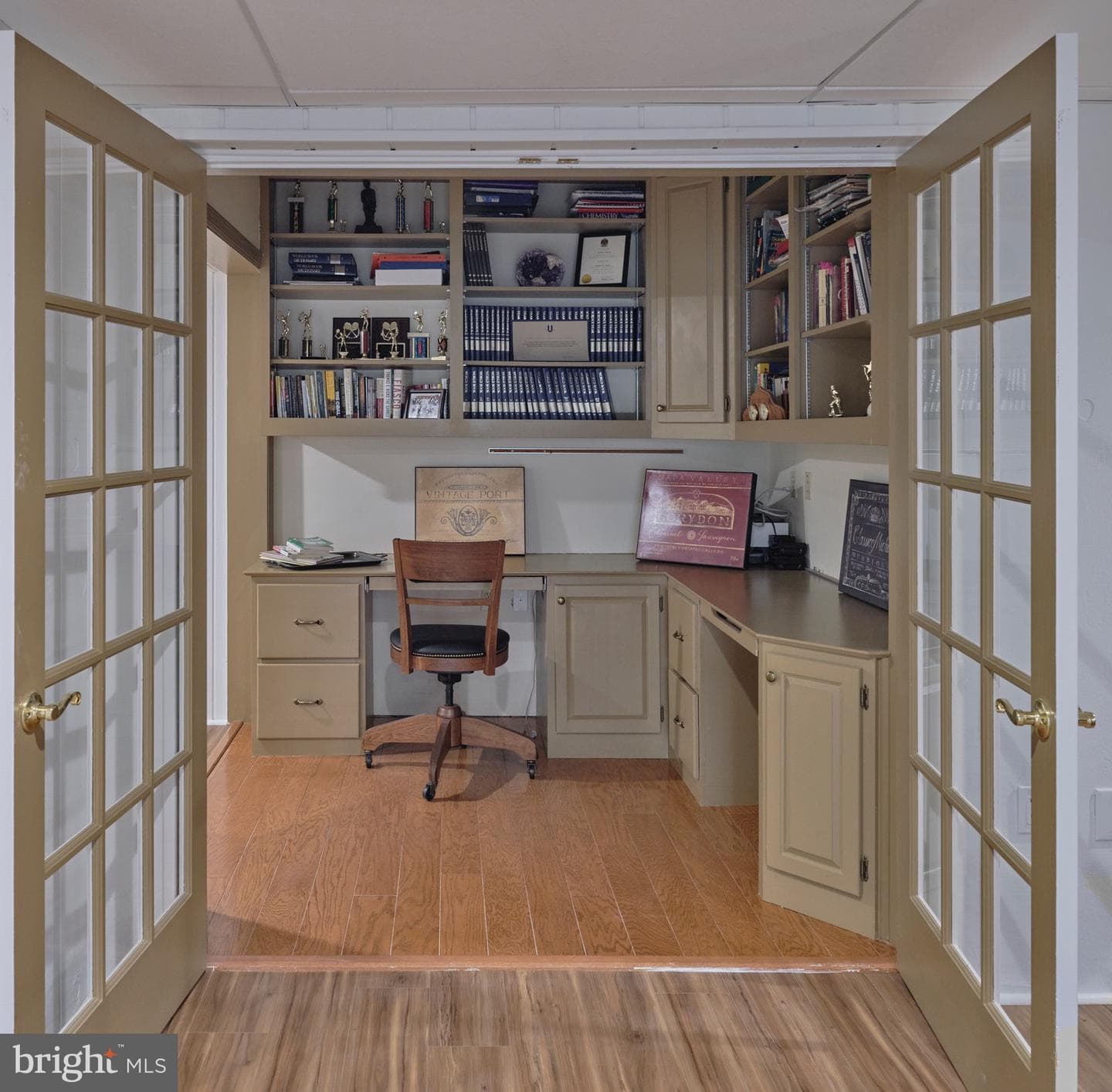 860 Dukes Drive photo 55