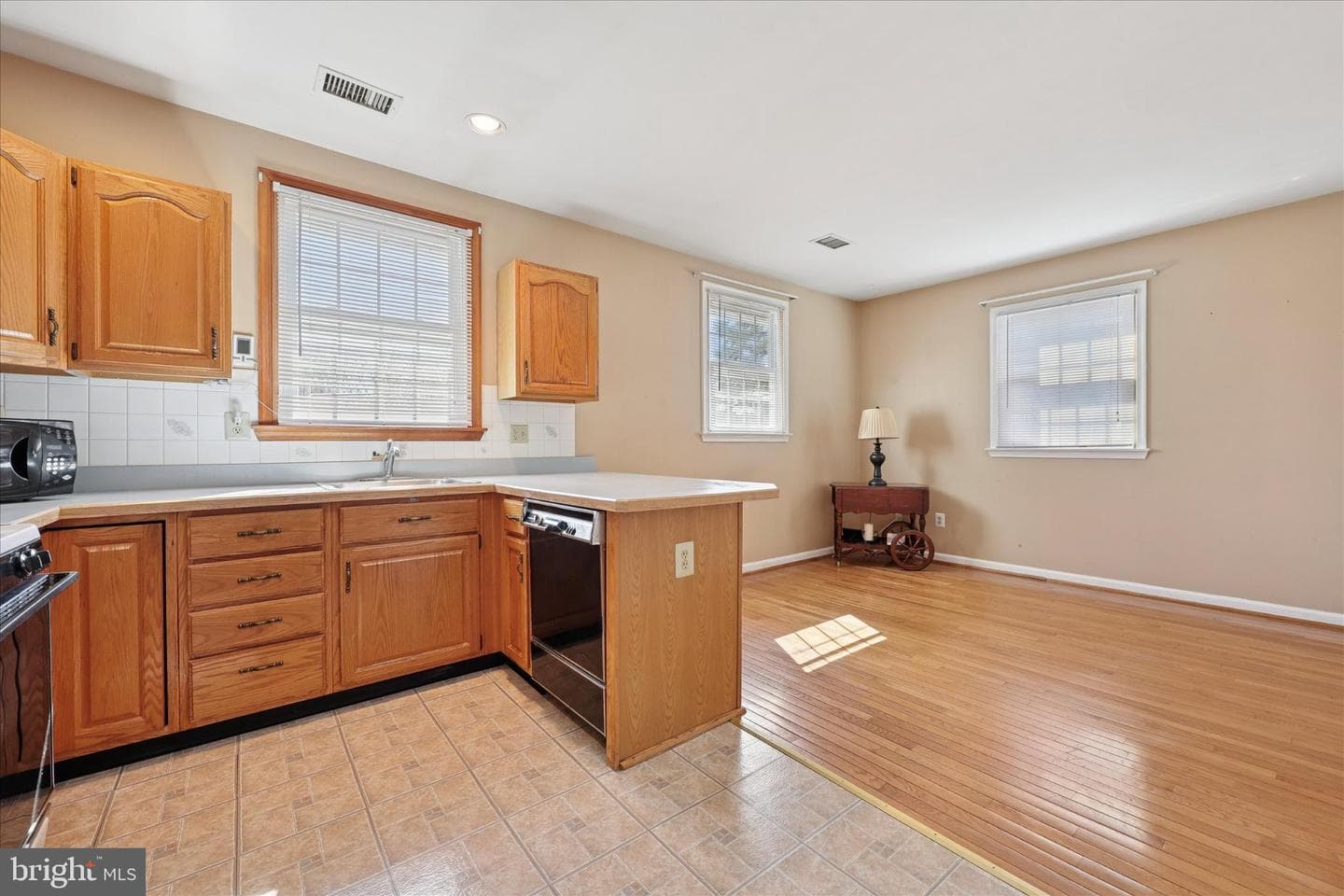 147 Watergate Drive photo 16