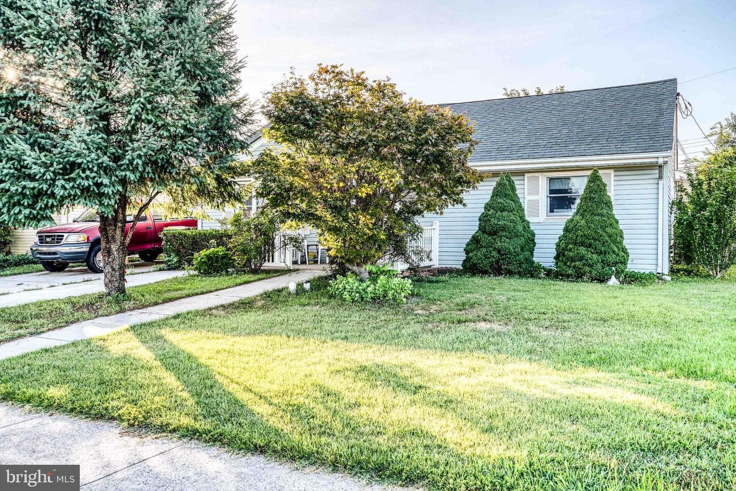 417 Chelsea Road photo 11