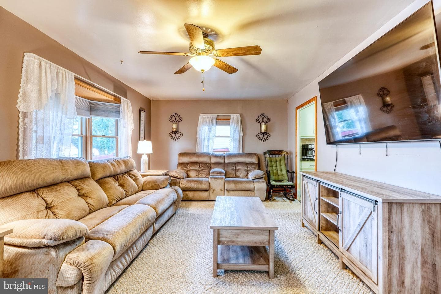 417 Chelsea Road photo 14