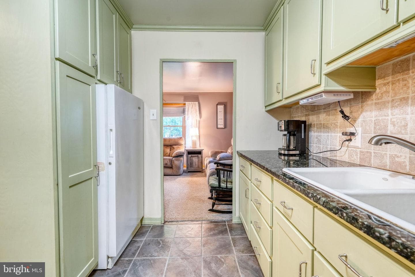 417 Chelsea Road photo 19