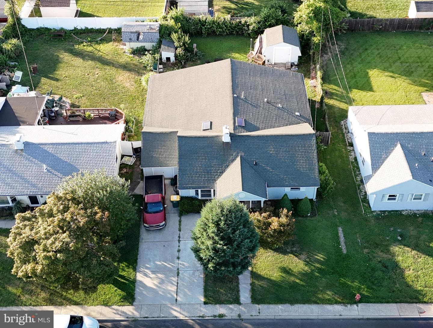 417 Chelsea Road photo 4