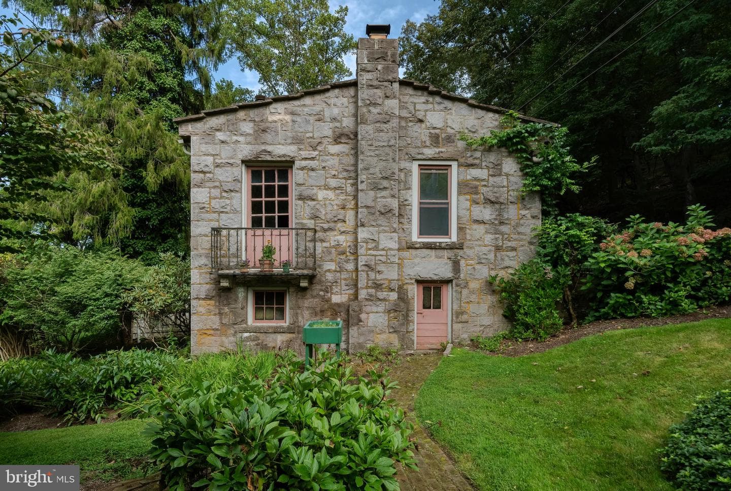3596 River Road photo 36