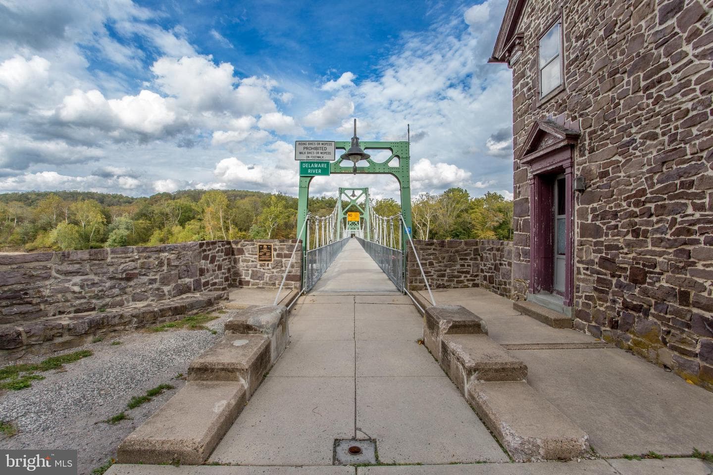 3596 River Road photo 57