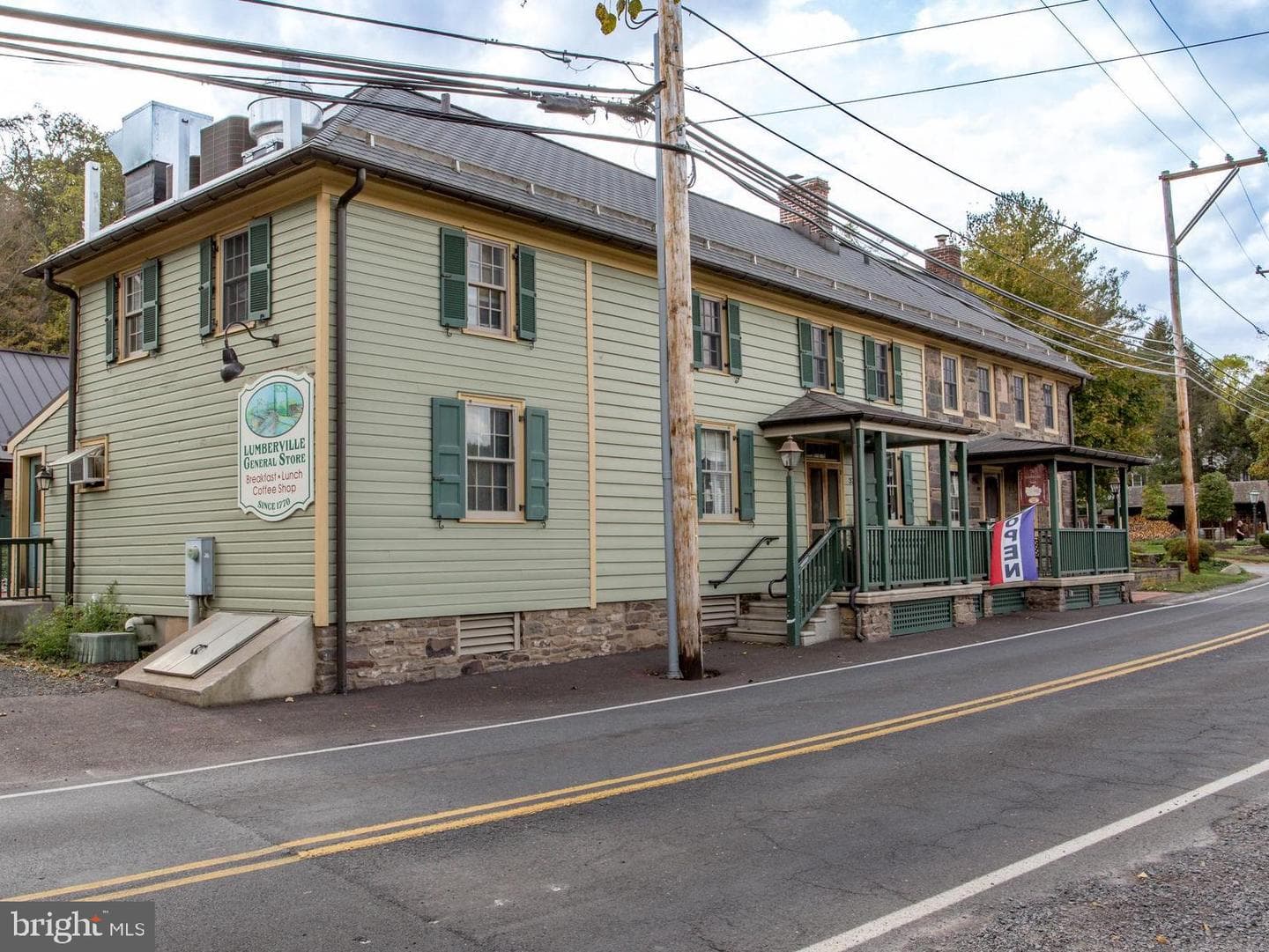 3596 River Road photo 60