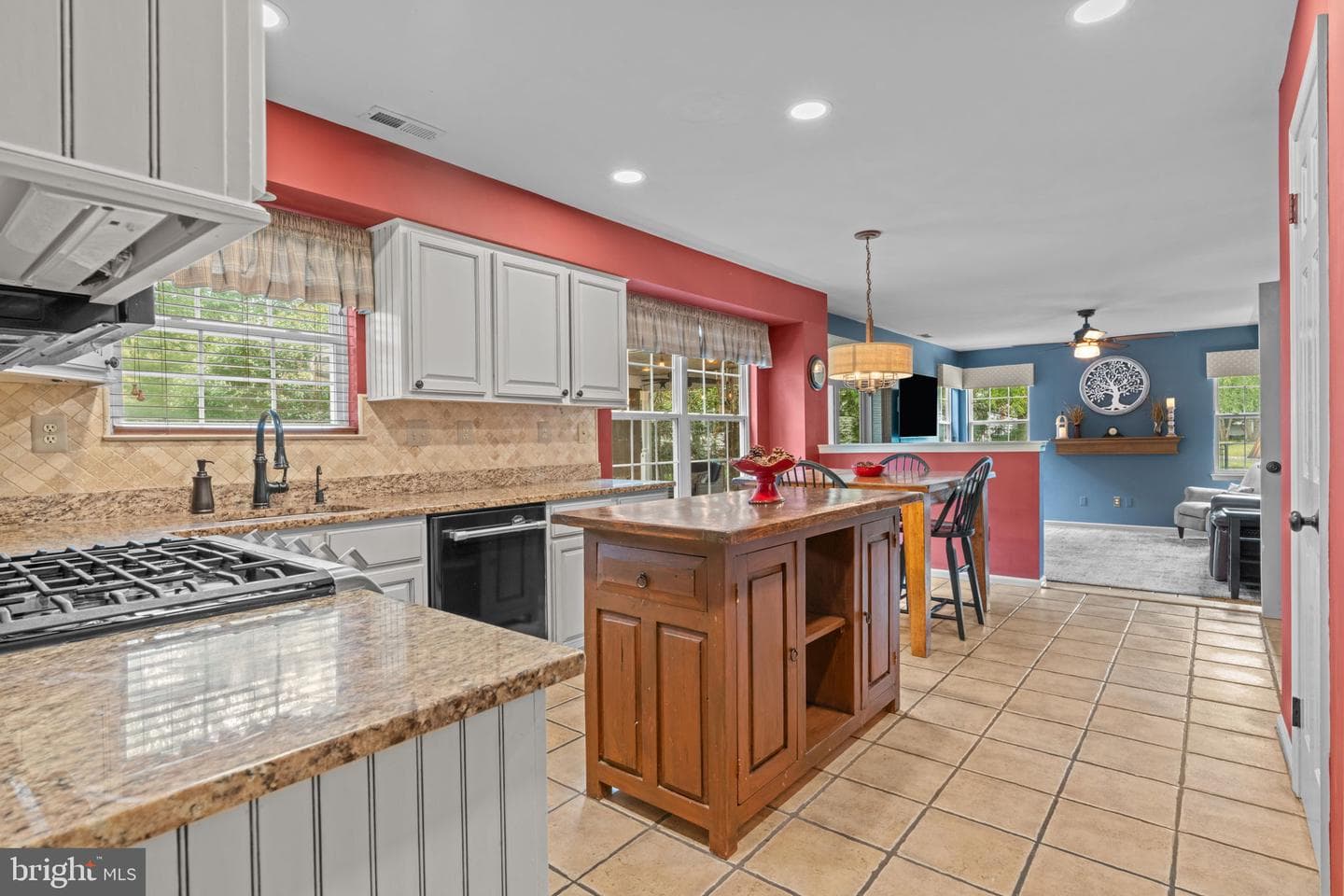 4556 Deep Creek Way photo 6