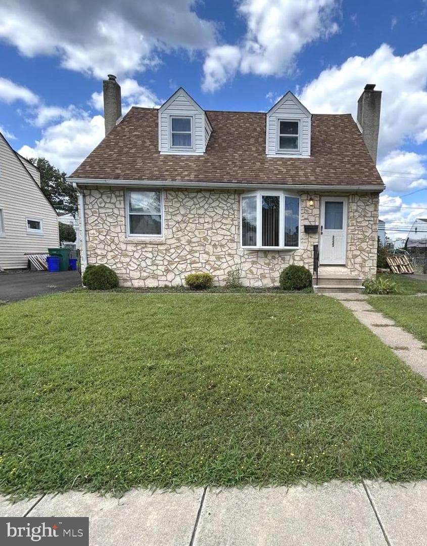 3525 Dixon Avenue photo 2