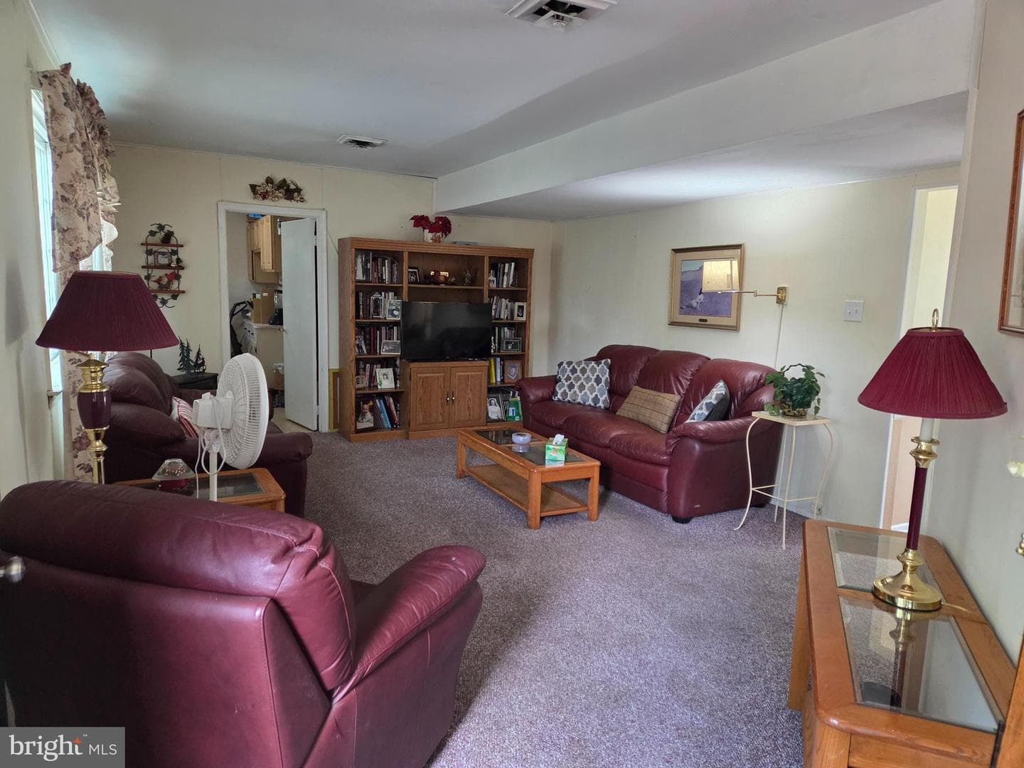 530 Andrew Drive photo 9