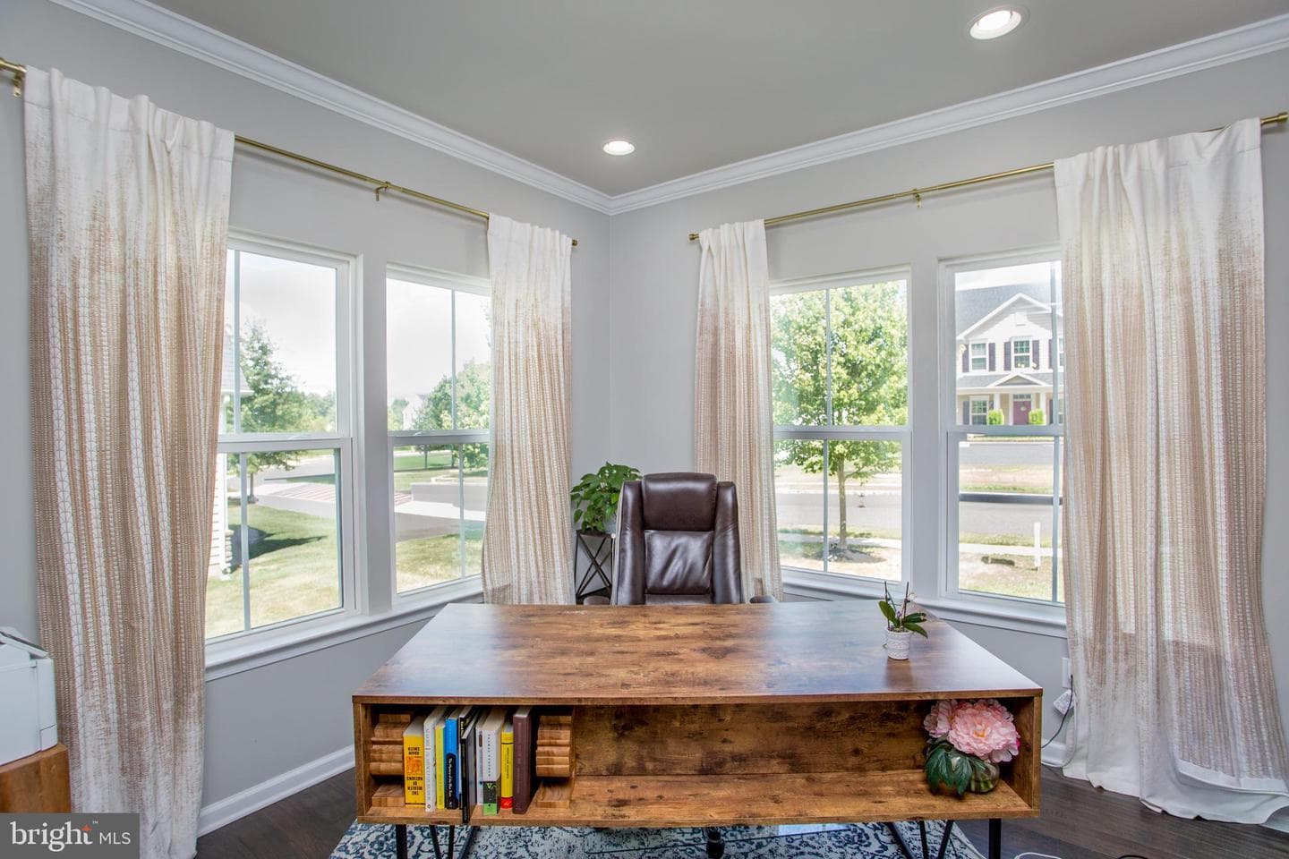1117 Lynch Circle photo 3