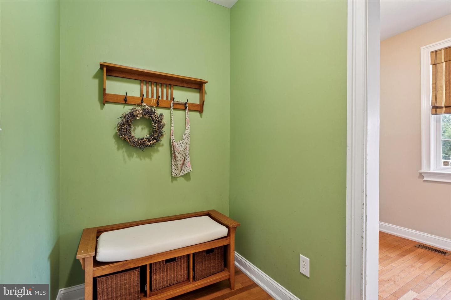 607 Telegraph Road photo 16