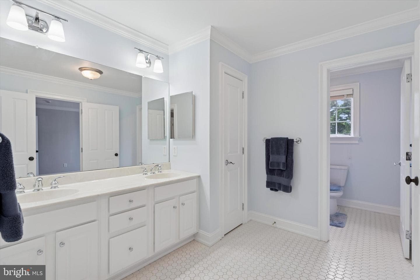 607 Telegraph Road photo 25