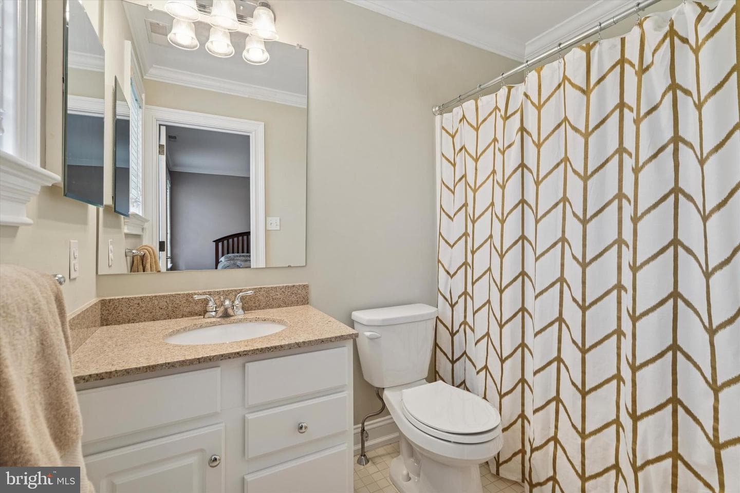 607 Telegraph Road photo 27