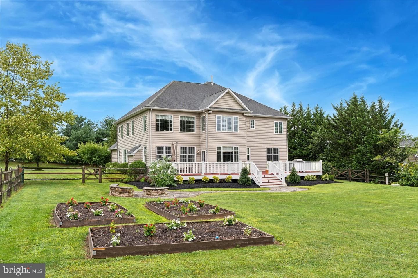 607 Telegraph Road photo 35