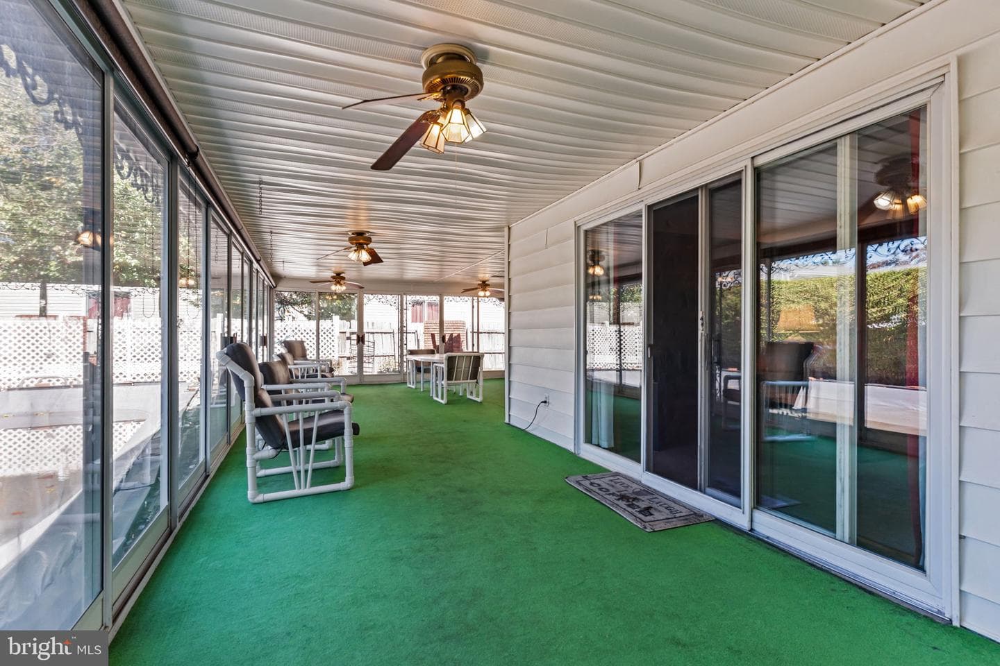 525 Cassingham Road photo 18