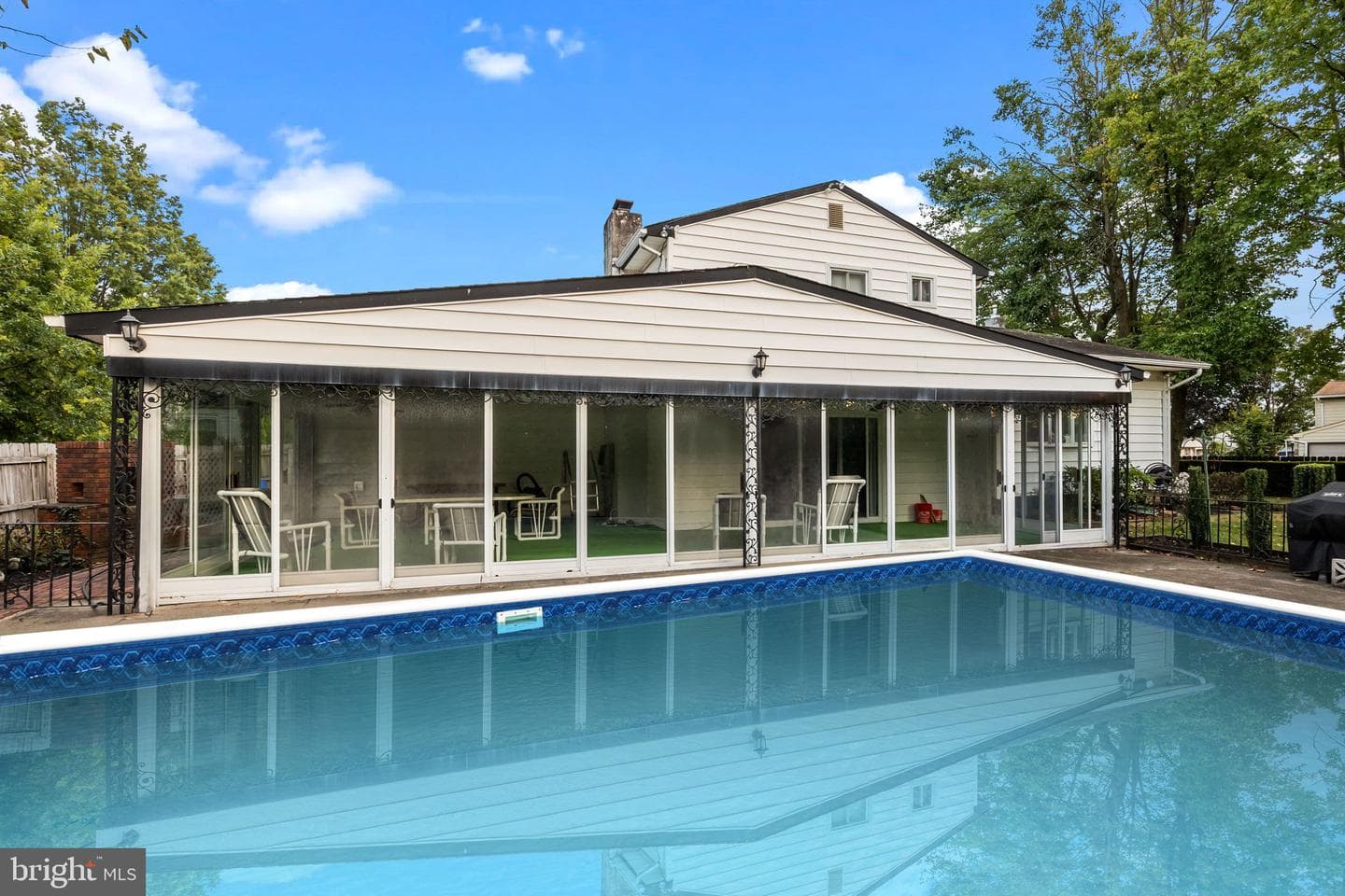 525 Cassingham Road photo 41