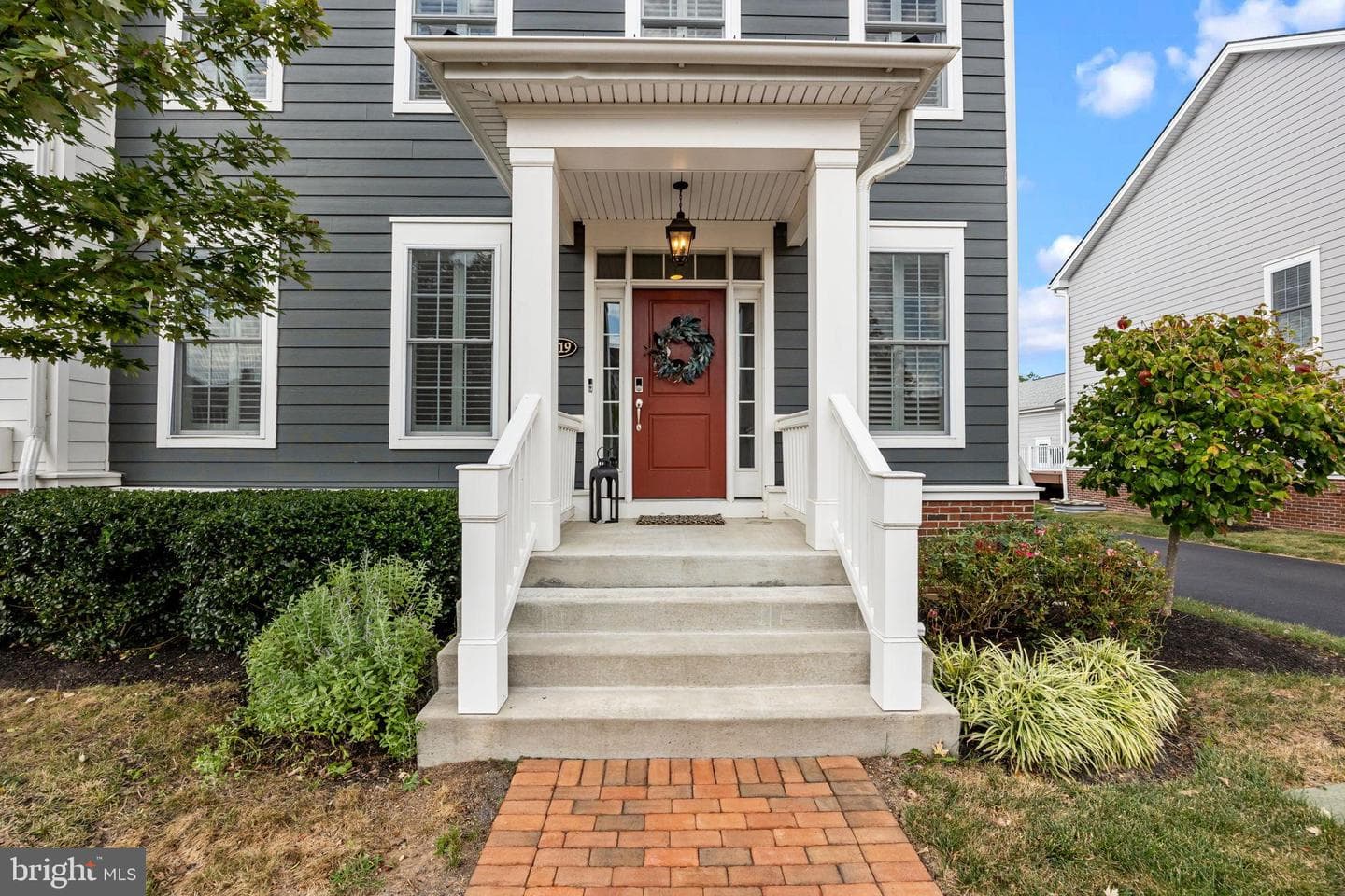 1819 Windflower Lane photo 3