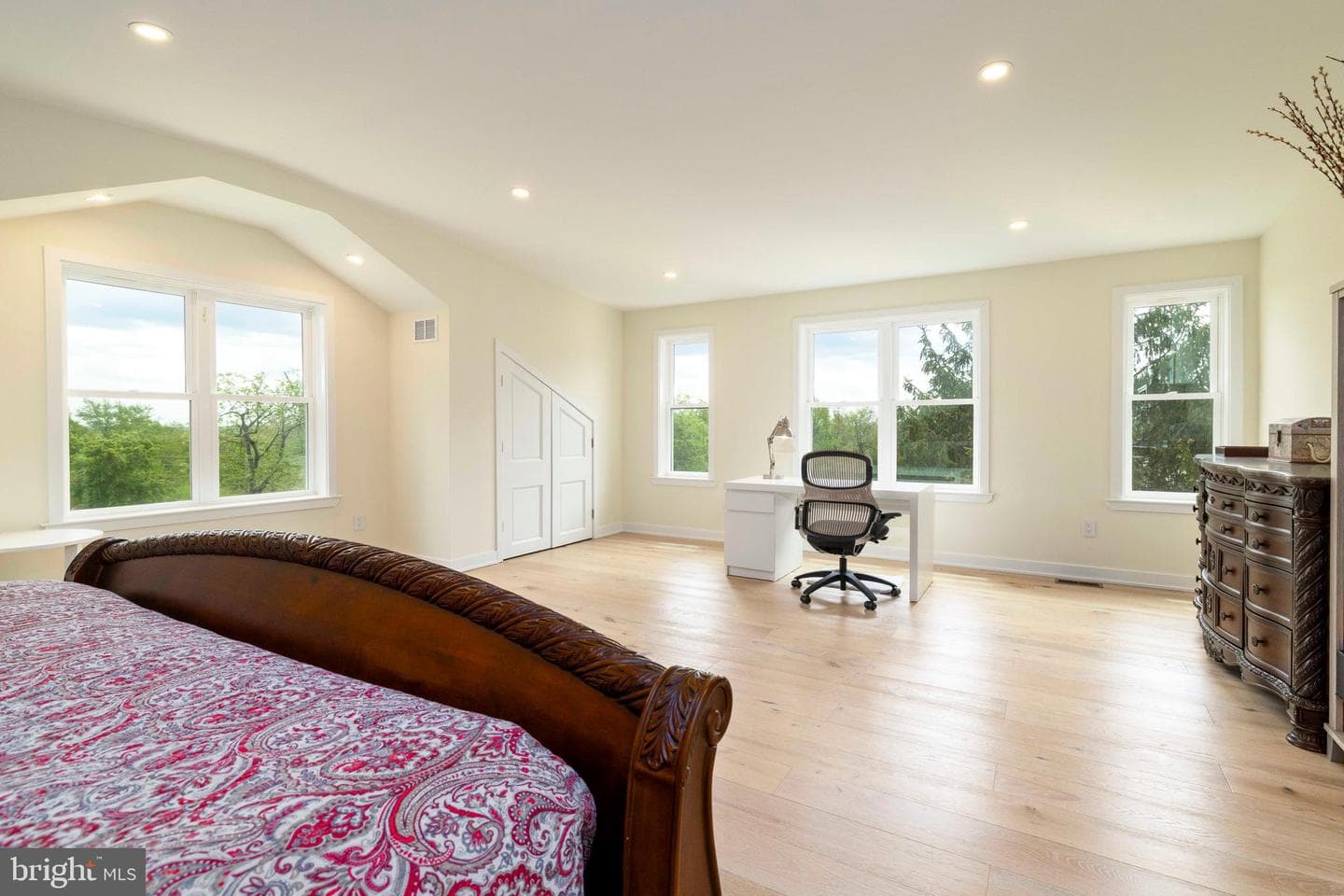 1851 Meetinghouse Road photo 38