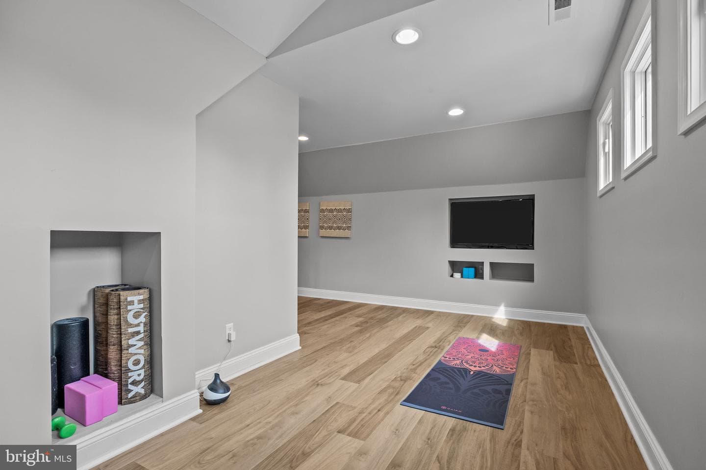 4605 Twinbrook Circle photo 34