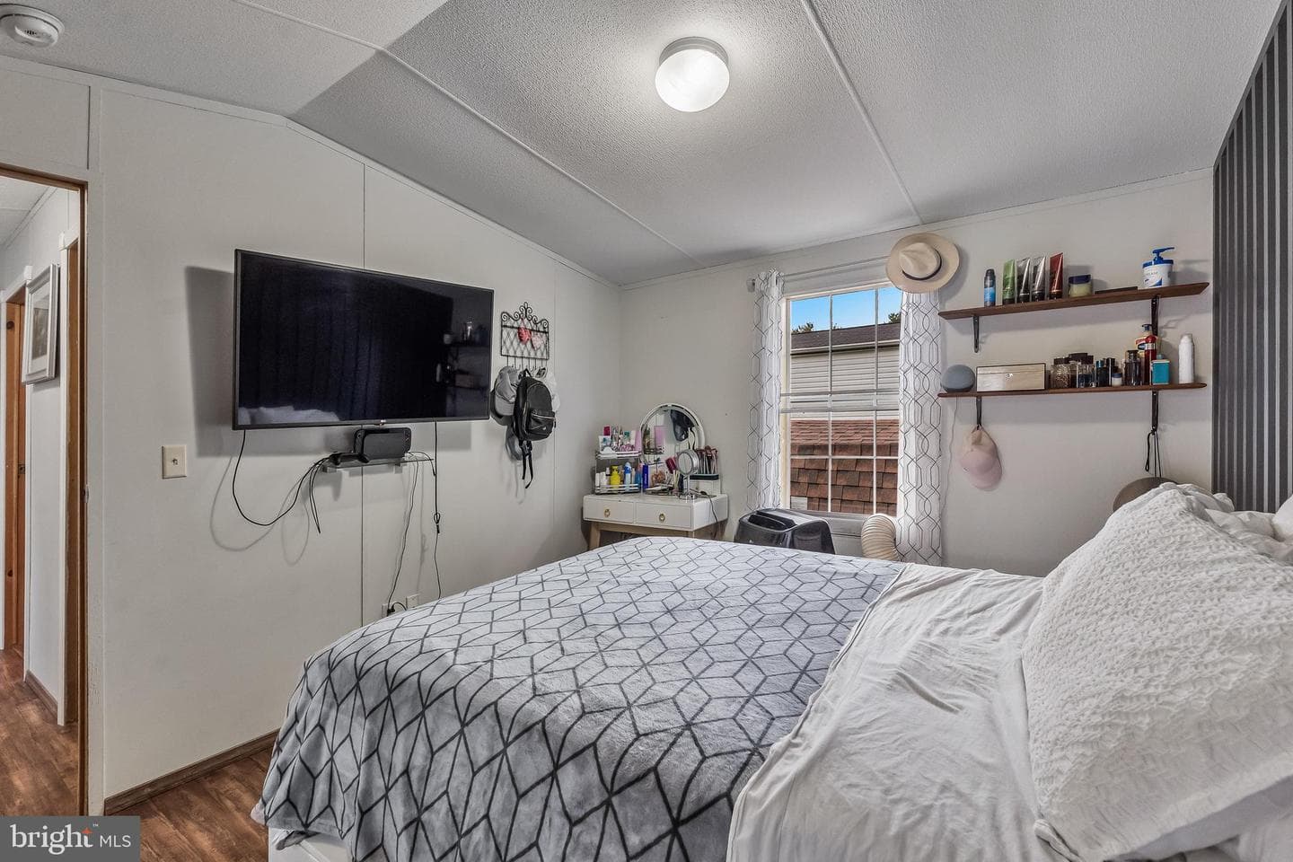 231 Johnson Drive photo 18
