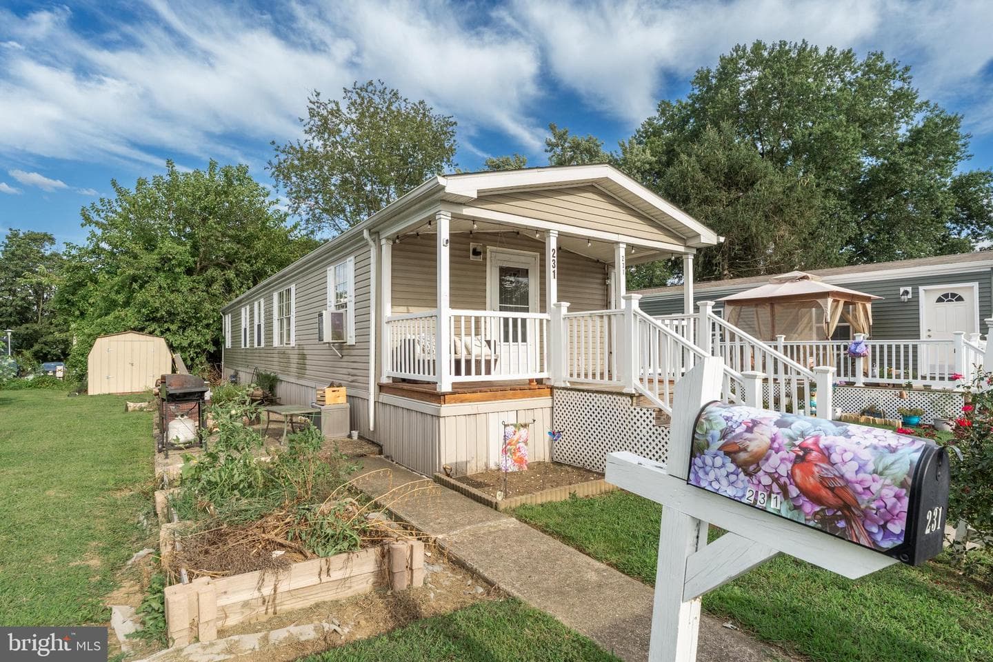 231 Johnson Drive photo 3