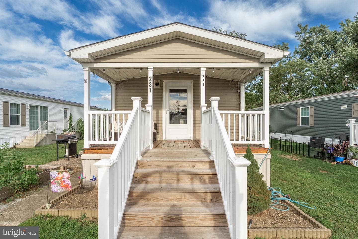 231 Johnson Drive photo 5