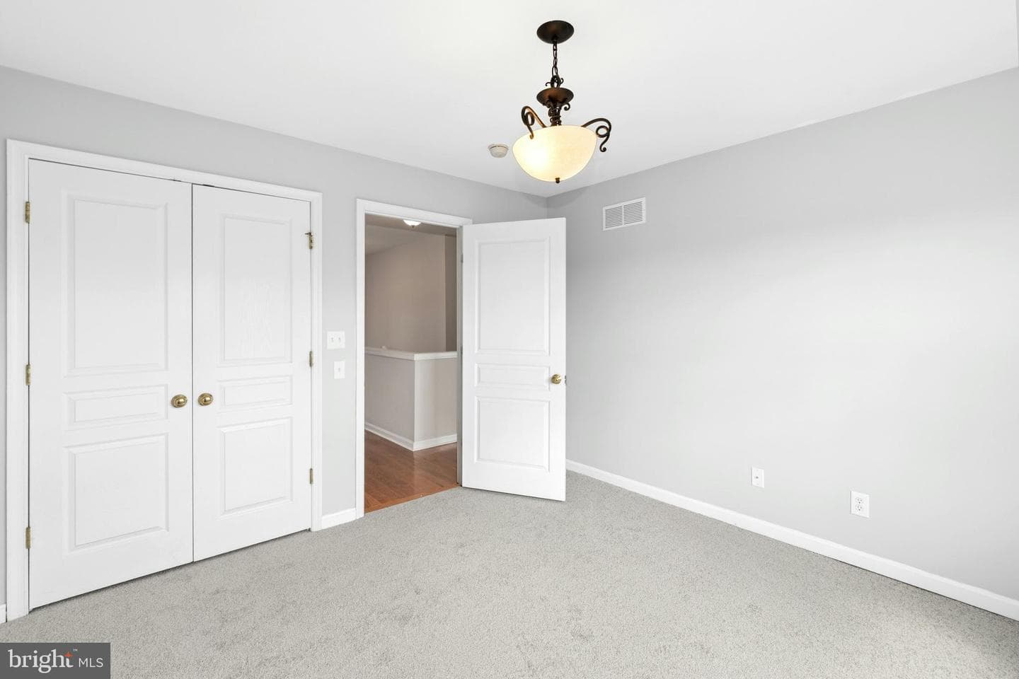 9 Cornerstone Court photo 36