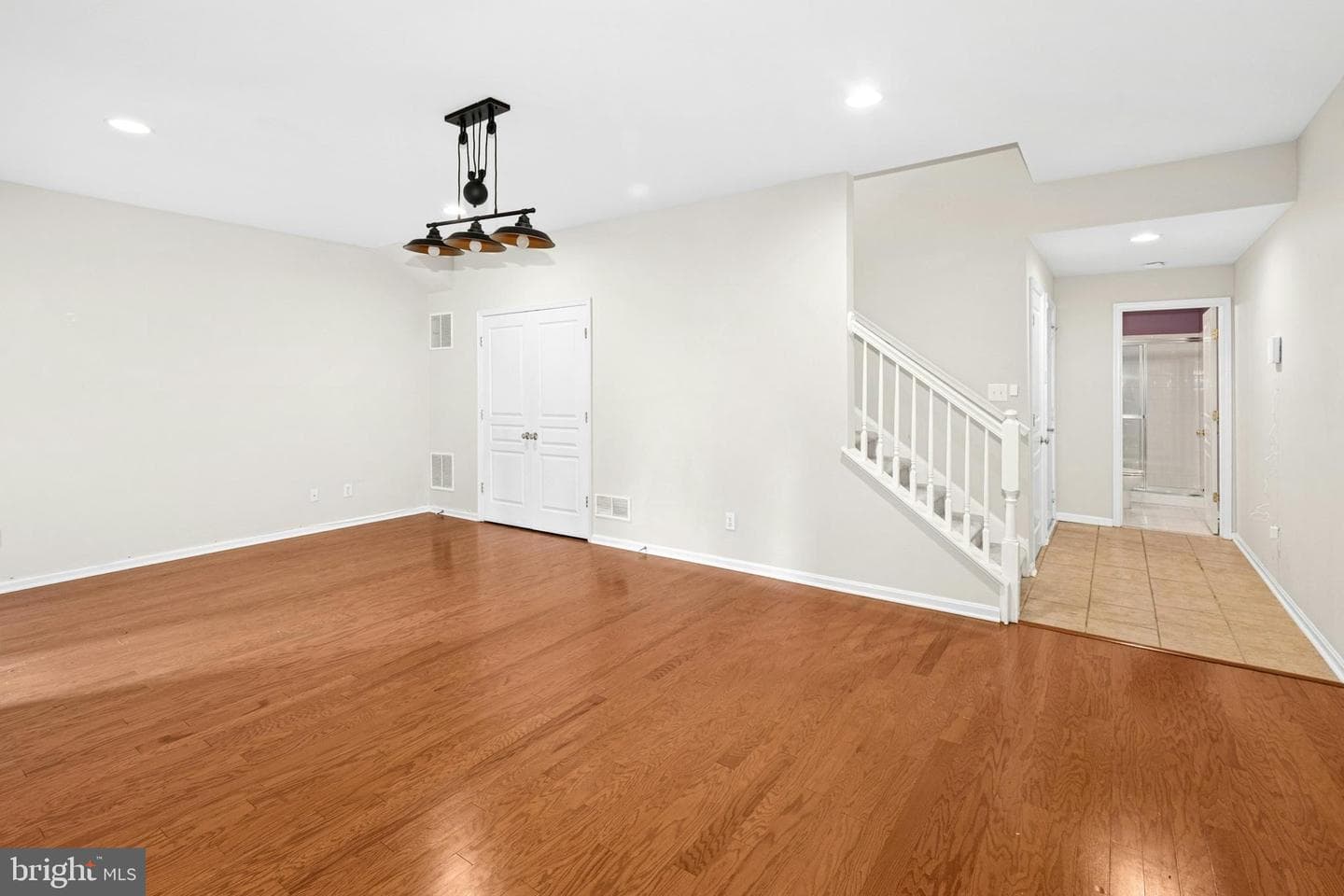 9 Cornerstone Court photo 40