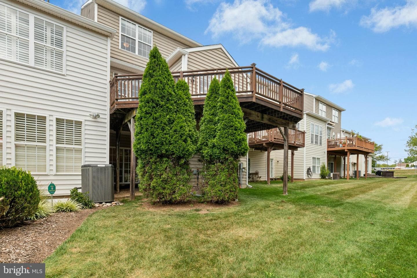 9 Cornerstone Court photo 46