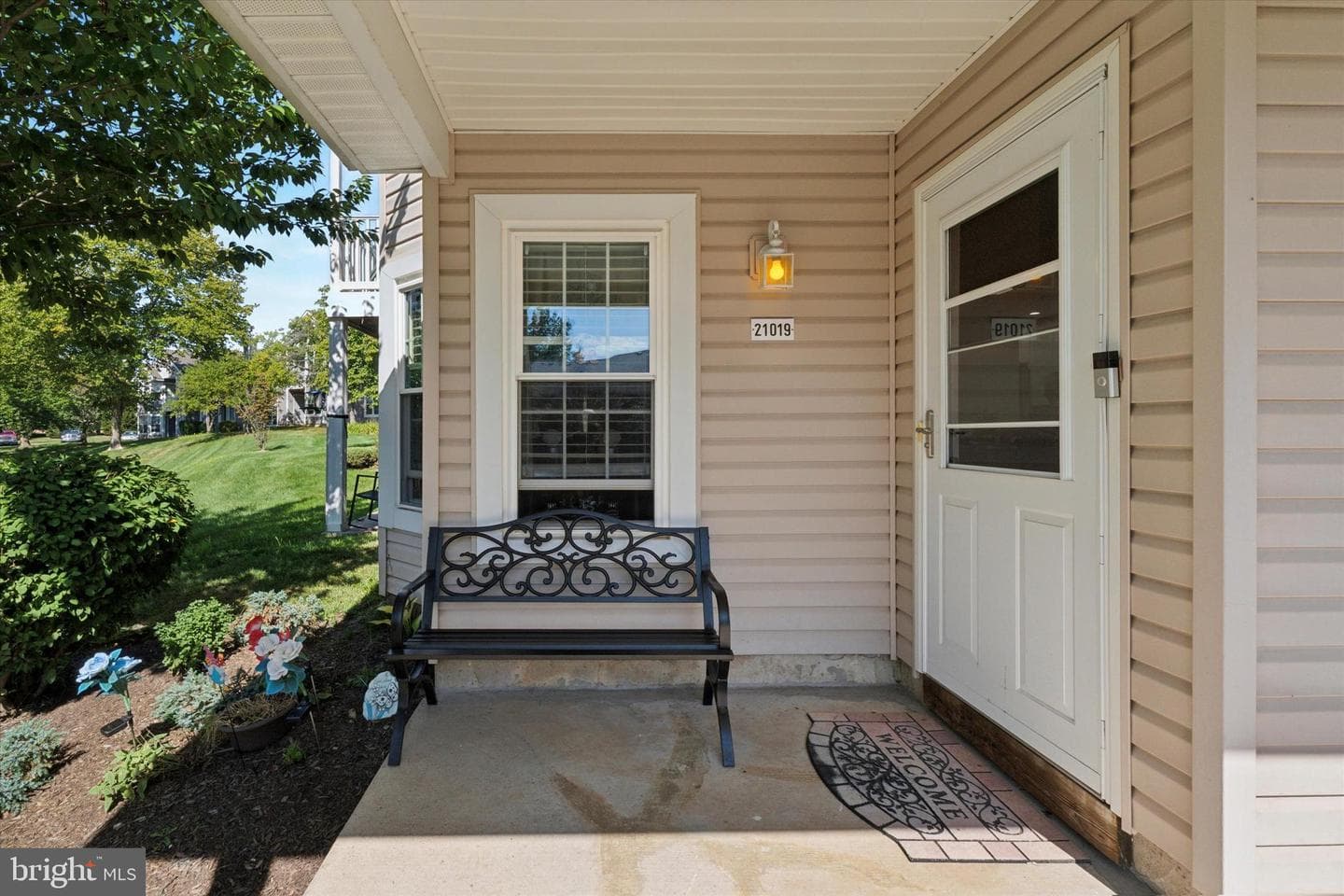 21019 Bennett Place photo 3