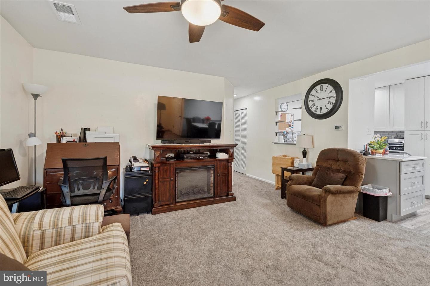 21019 Bennett Place photo 7