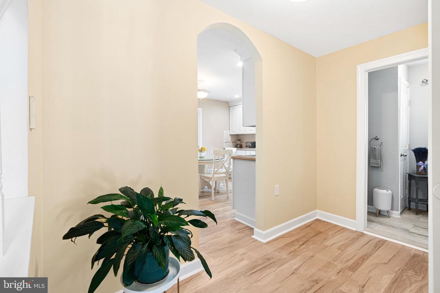 801 Cliff Road photo 18