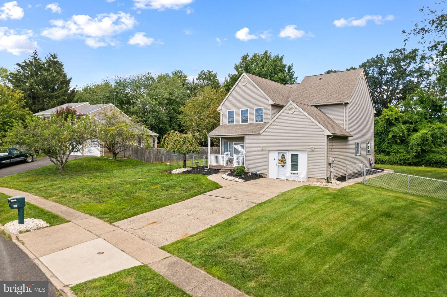 801 Cliff Road photo 6