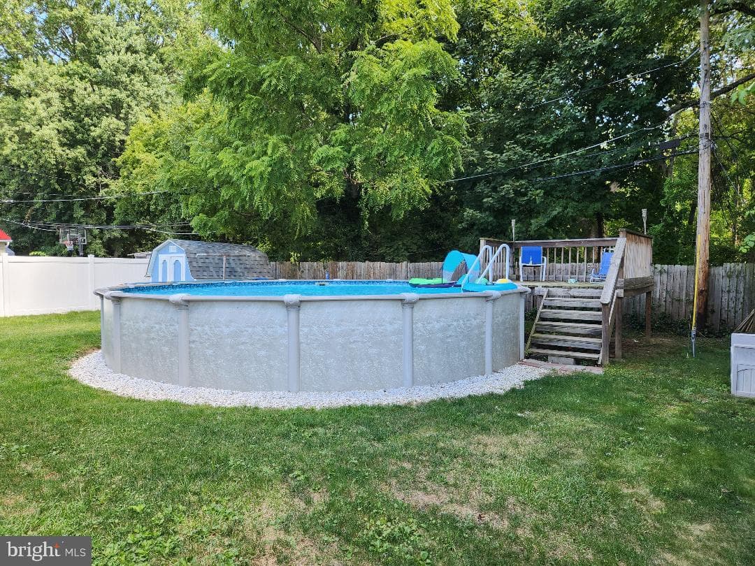 688 Carlisle Drive photo 23