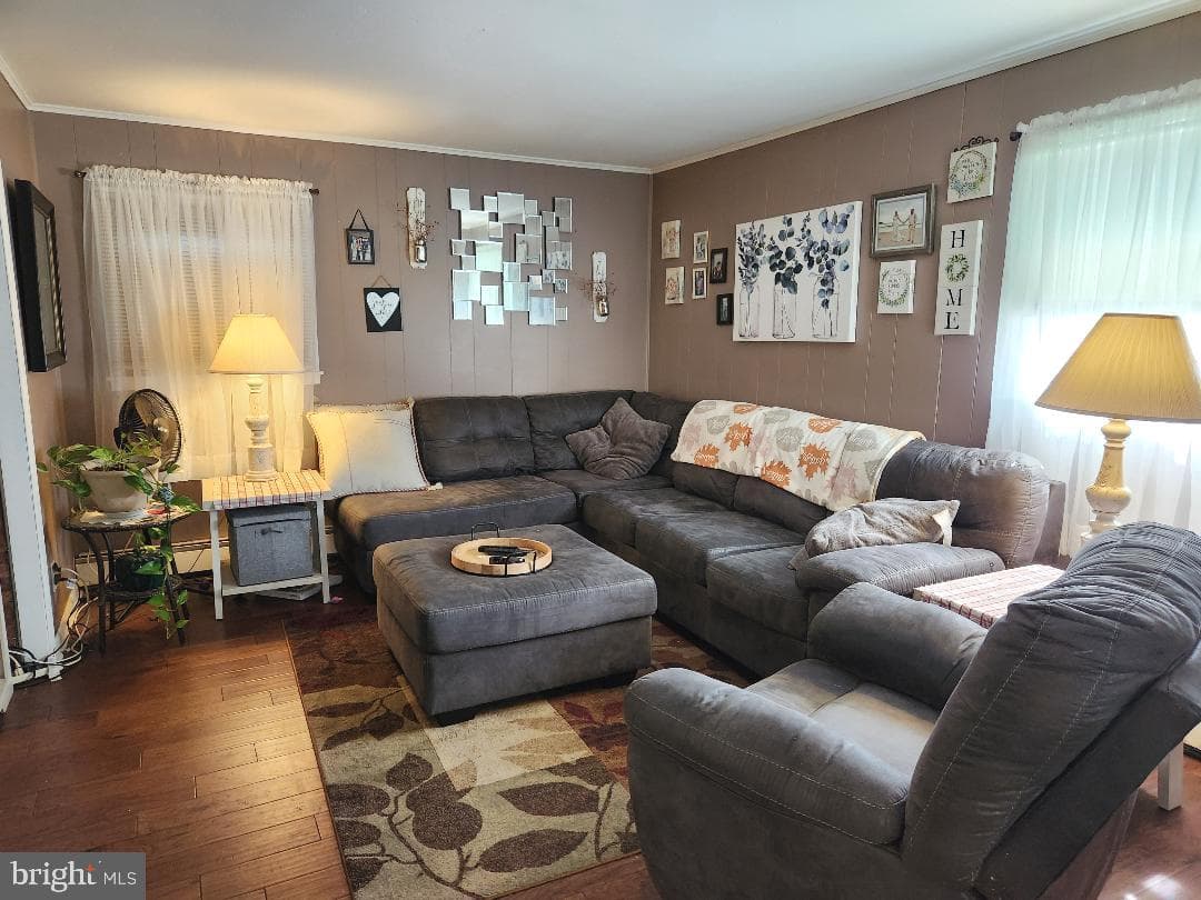 688 Carlisle Drive photo 7