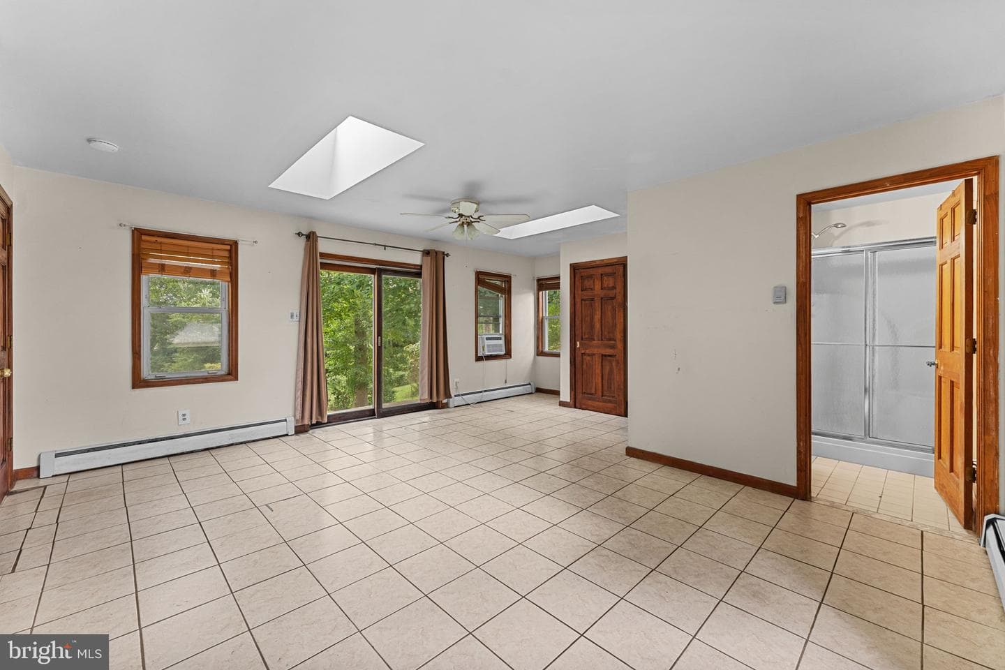 158 W Butler Avenue photo 12