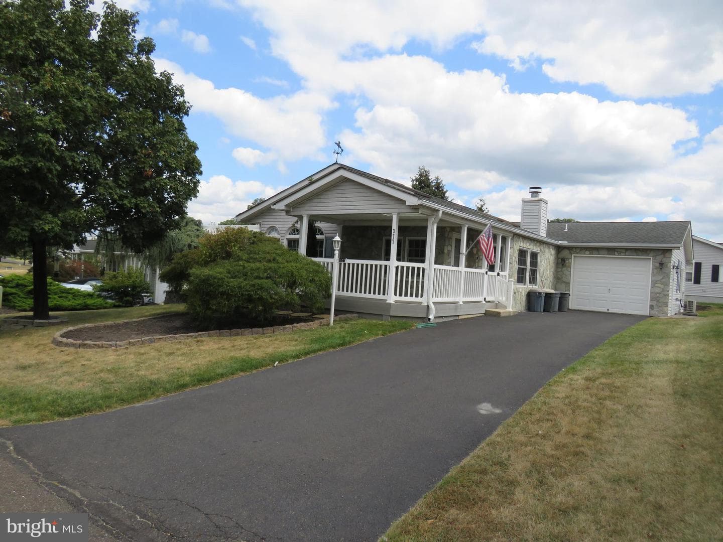 377 Spring Meadow Circle photo 3