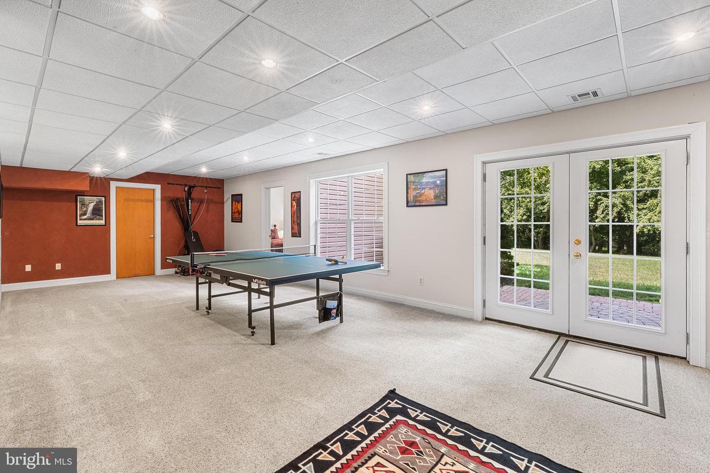 1090 Bancroft photo 51