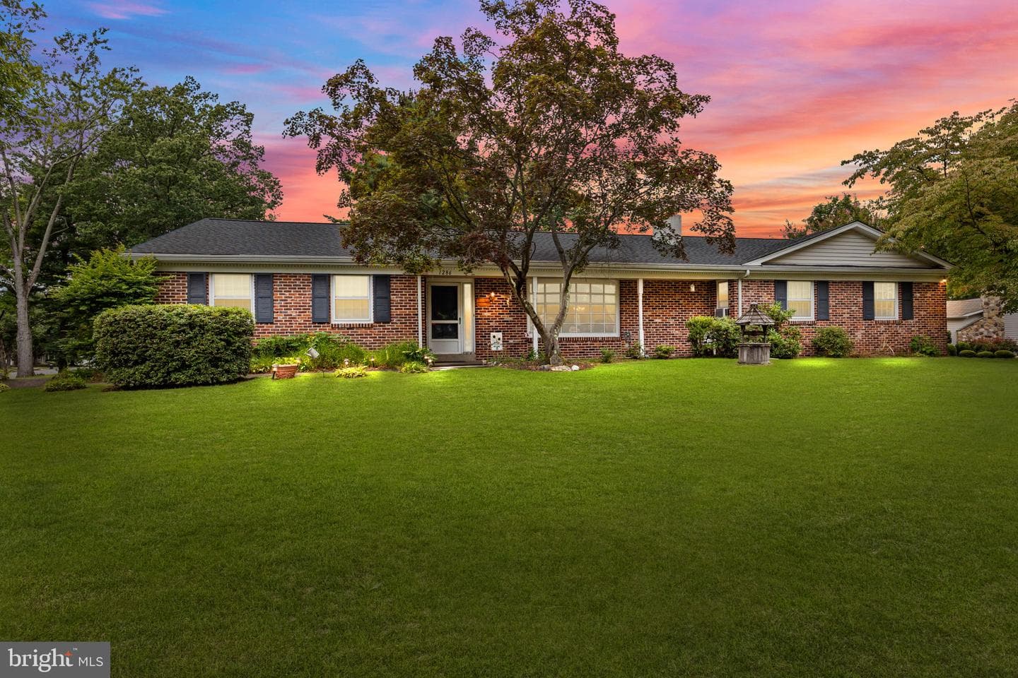 1286 Yale Drive