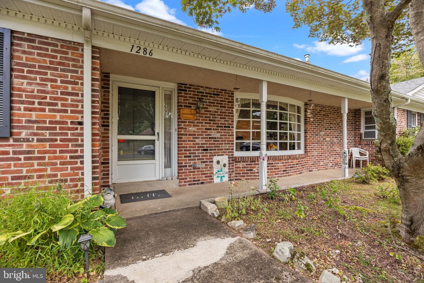 1286 Yale Drive photo 4